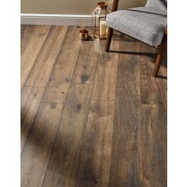 Villa - Peterson Oak Laminate Flooring | Direct Wood Flooring