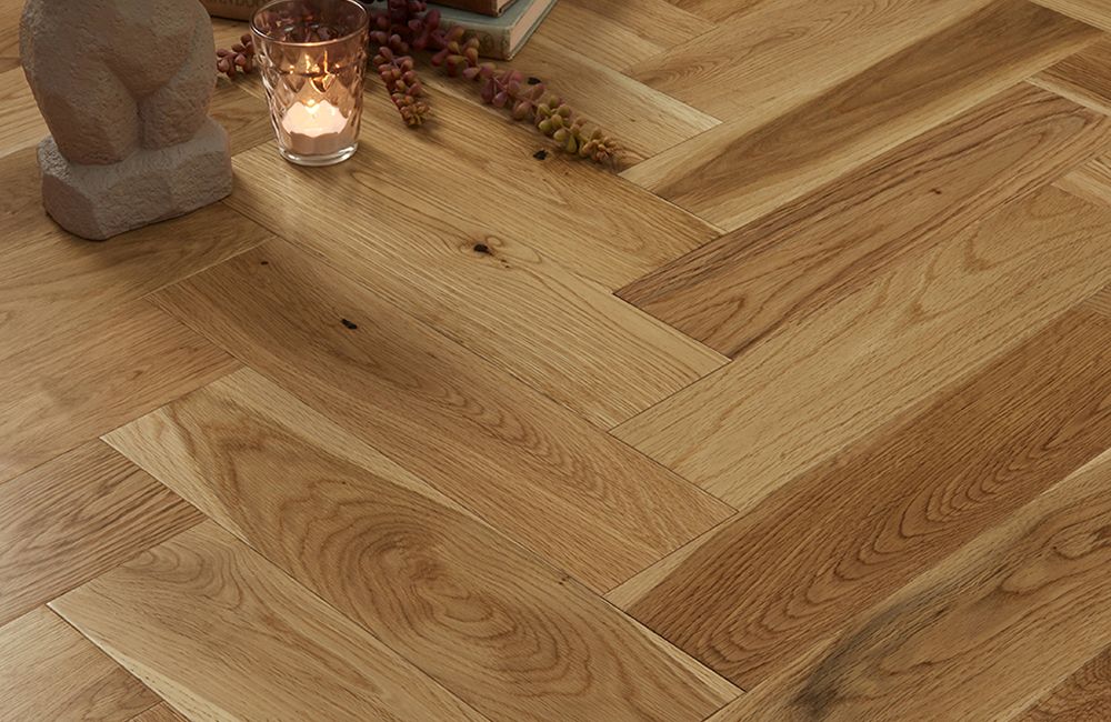 Champagne Oak Engineered Herringbone 20/6 x 90mm x 350mm Lacquered 2