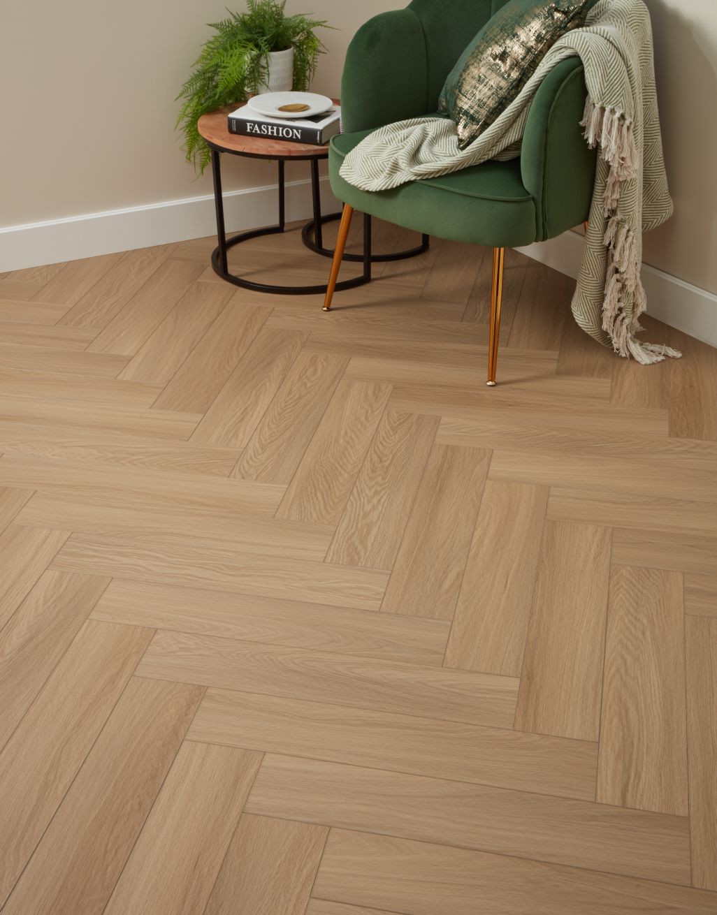 EvoCore Essentials Plus Herringbone - Natural Oak 1