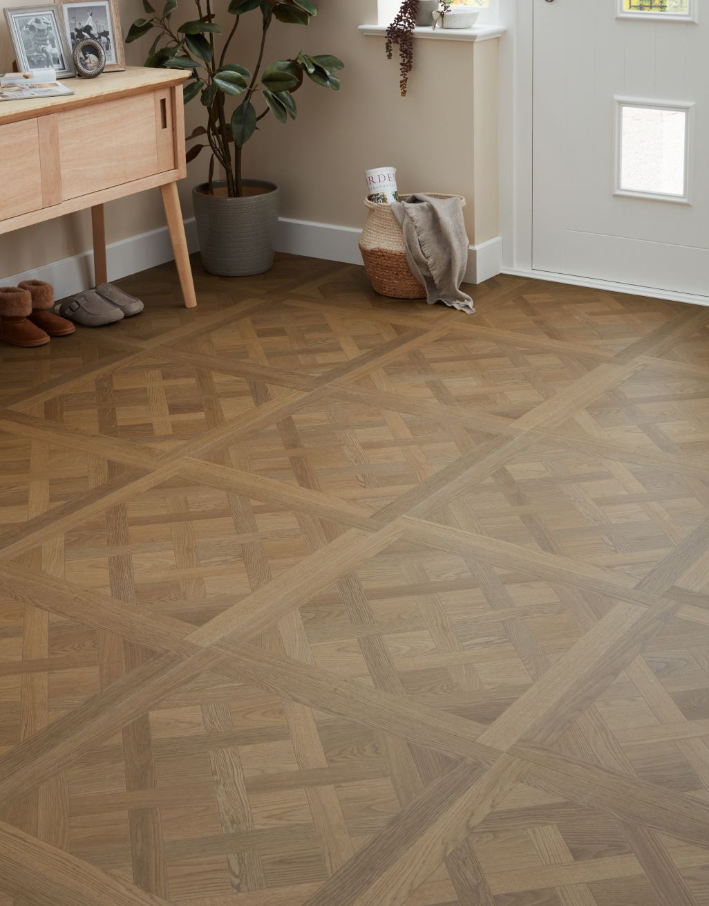 EvoCore Premium Versailles Tile - Forest Oak 1