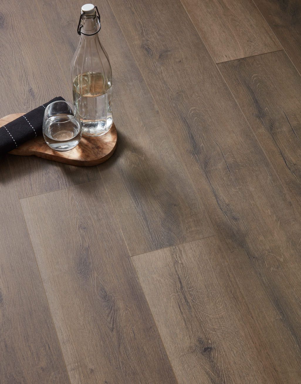 EvoCore Premium Plus - Golden Smoked Oak 2