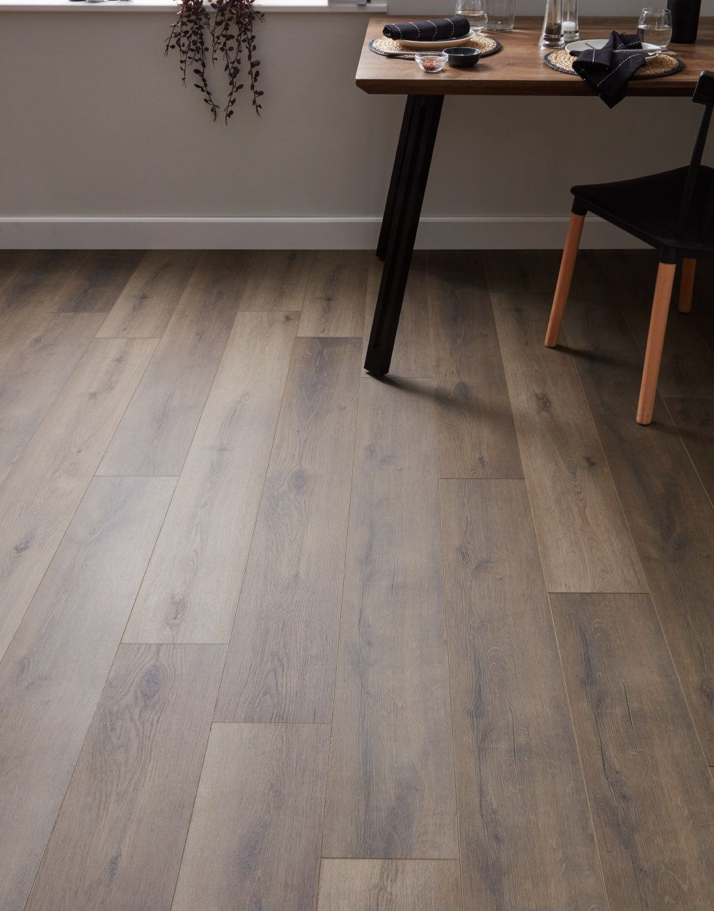 EvoCore Premium Plus - Golden Smoked Oak 1