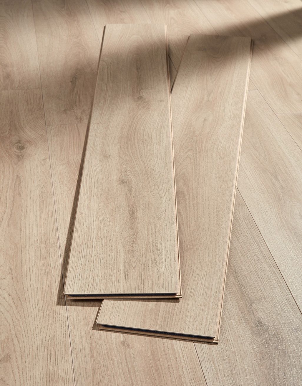 Loft - Light Sand Oak Laminate Flooring 3