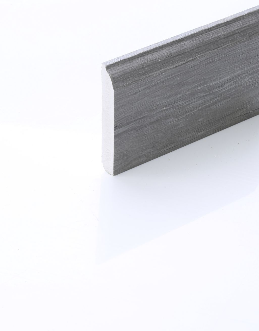 Evocore Skirting - Lunar Grey Oak 3