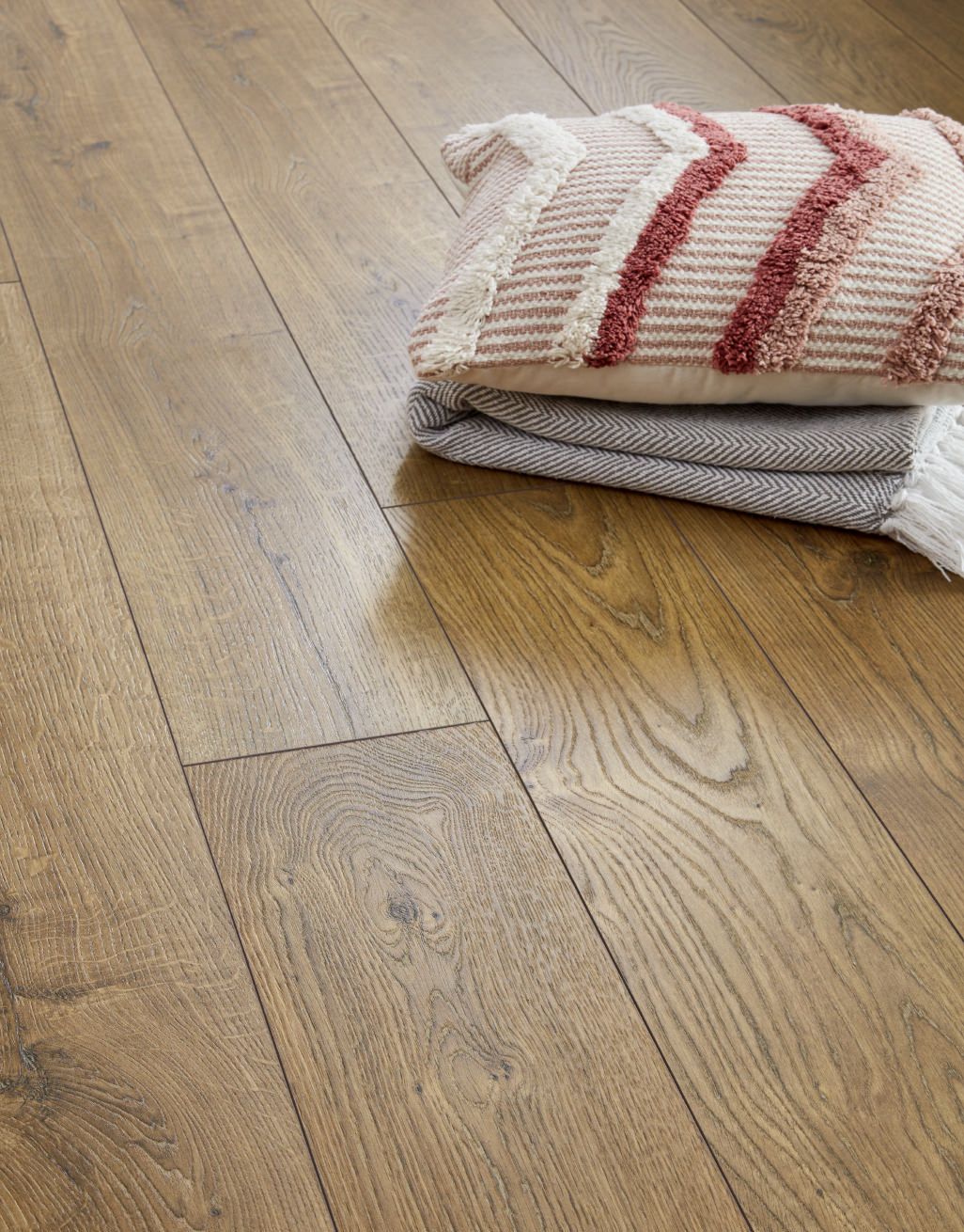 Palermo Long - Caramel Oak Laminate Flooring 2