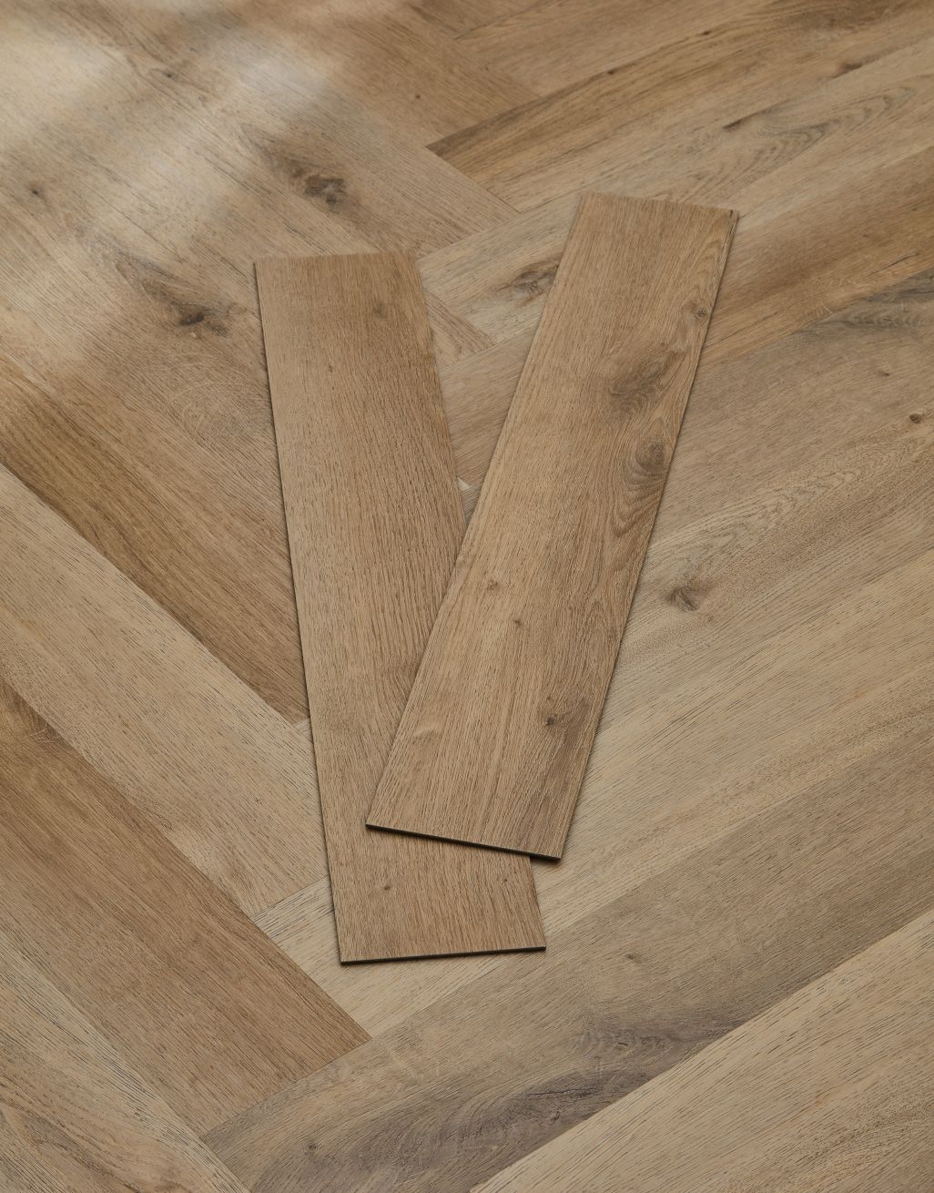 Artisan Herringbone - Natural English Oak 3
