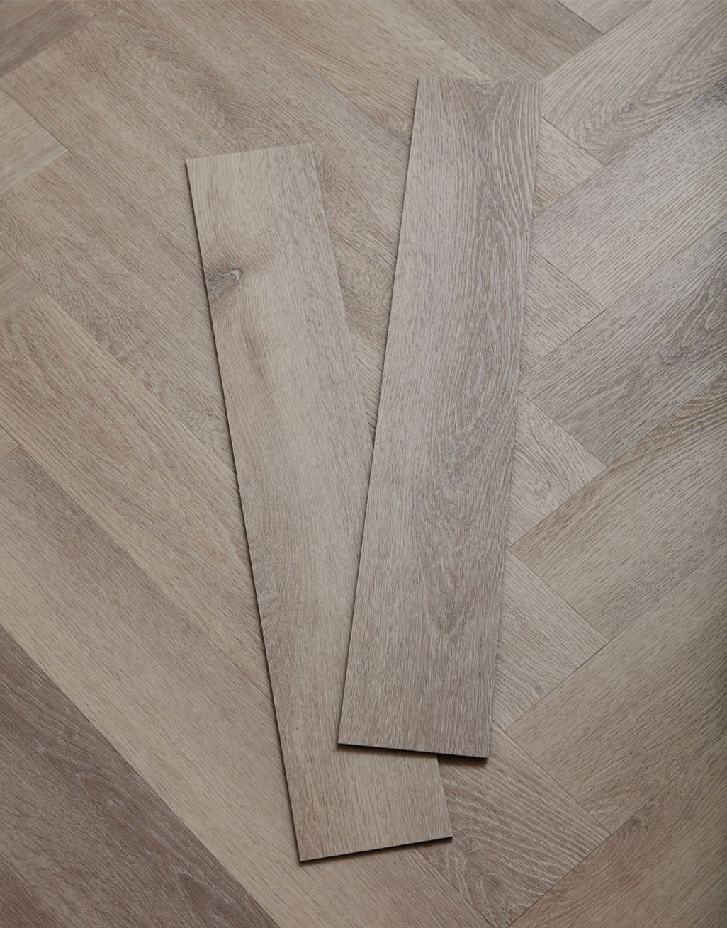 Artisan Herringbone - Whitewashed Cottage Oak 3