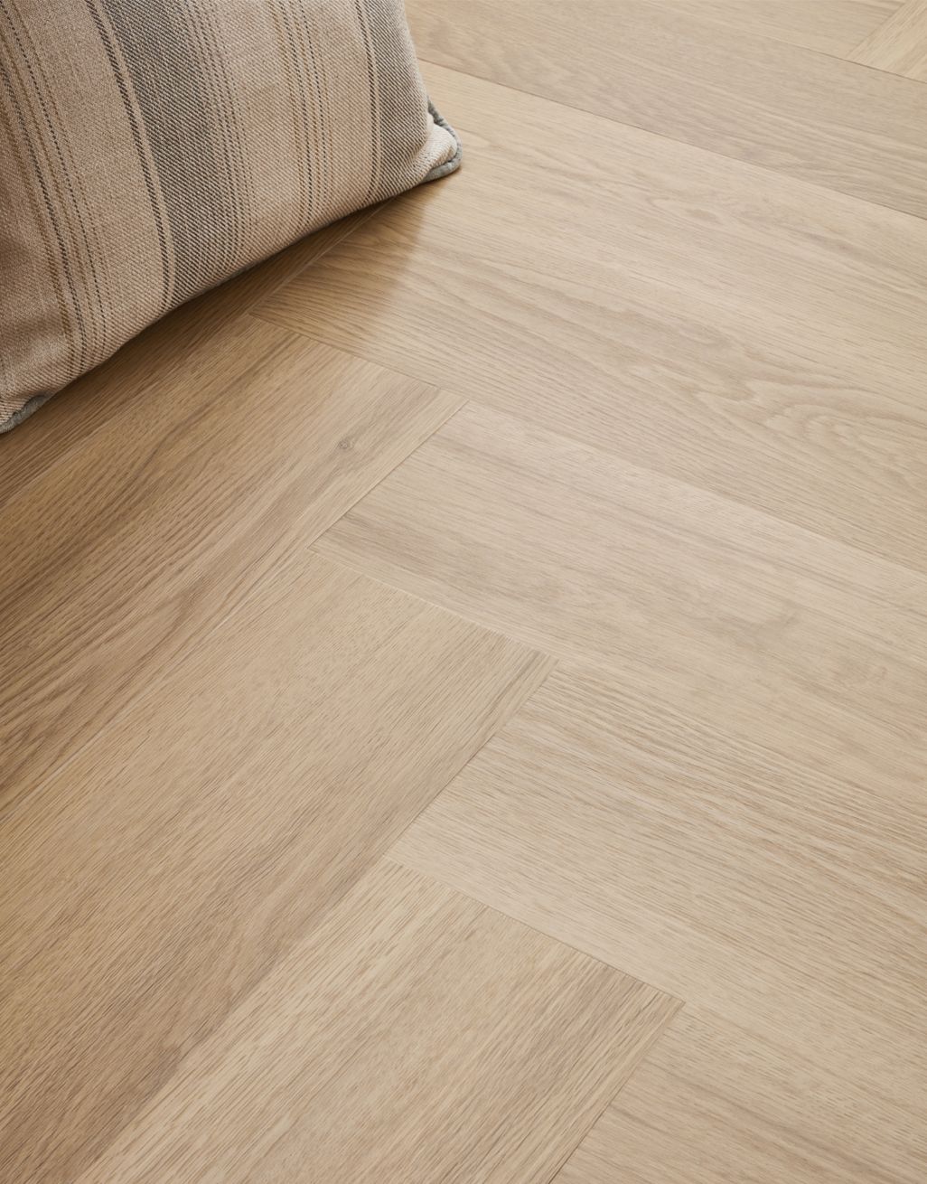 Royal Herringbone - Johannes Oak 2