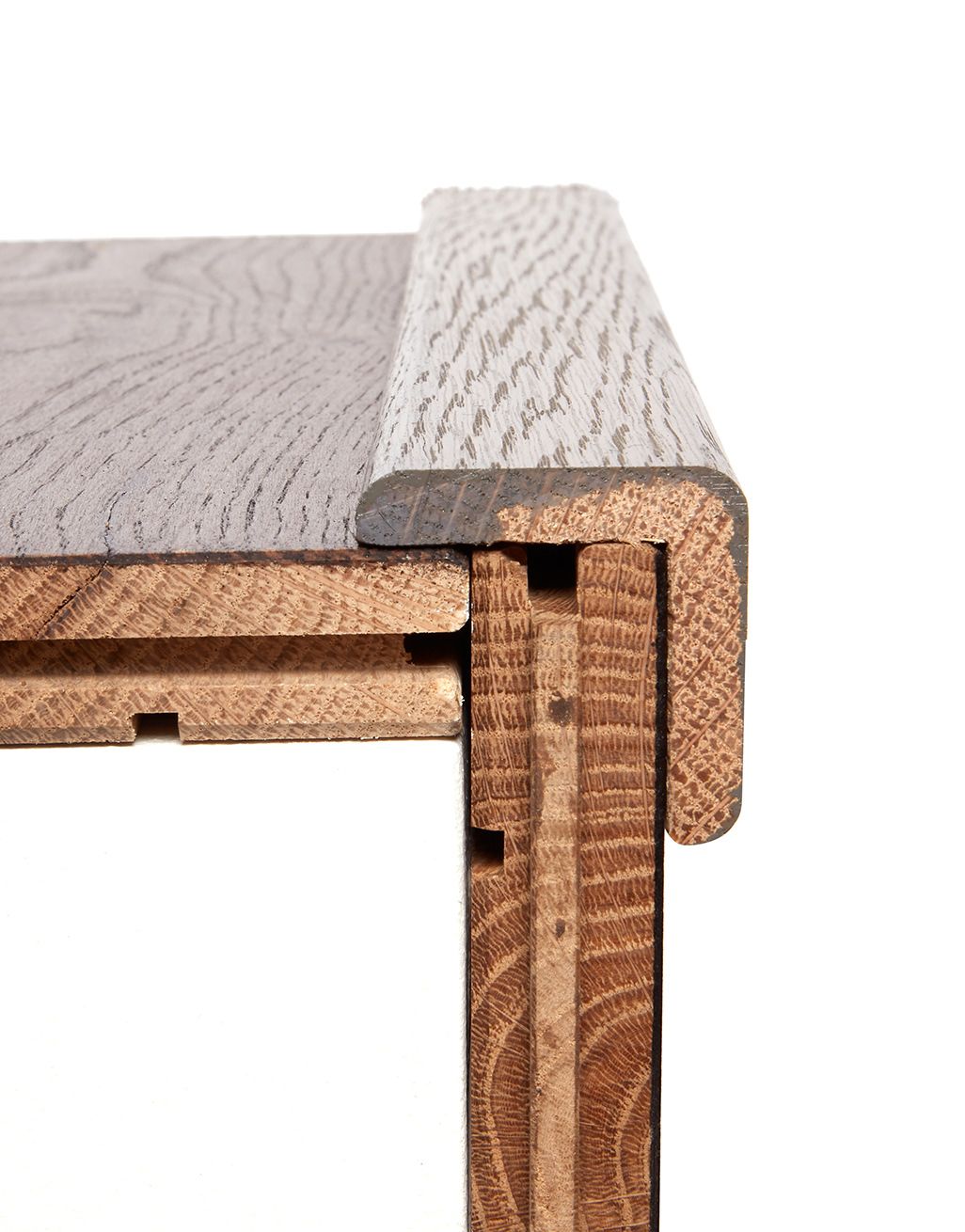 WS10 Solid Oak Stair Nosing 2