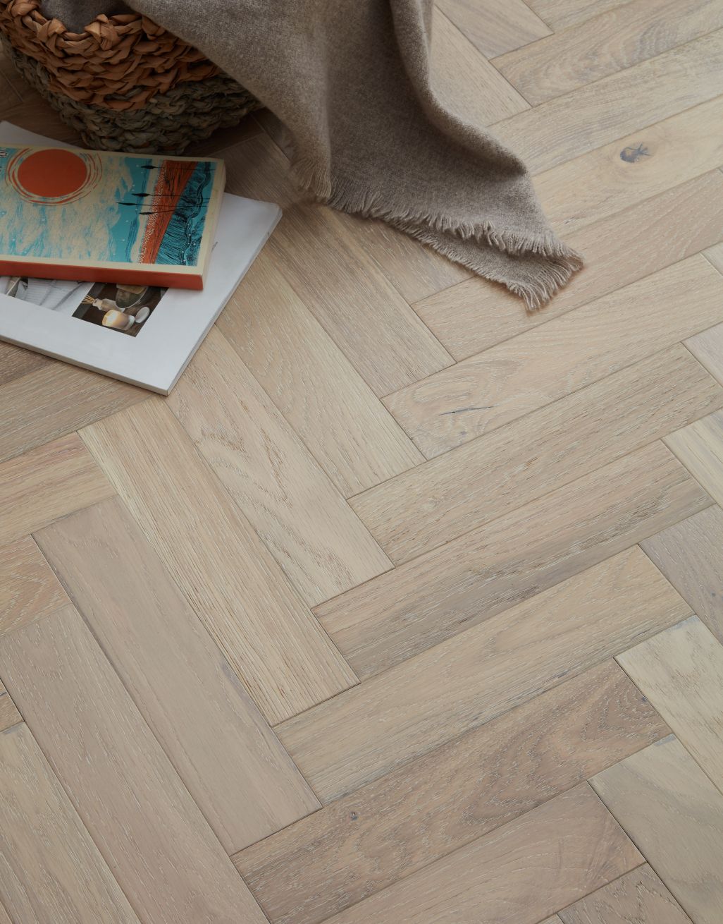 Artisan Herringbone Scandi Oak Brushed & Lacquered Engineered Wood Flooring 2