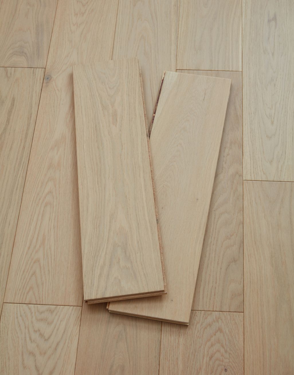 Loft Prime Natural Lacquered Engineered Wood Flooring 3