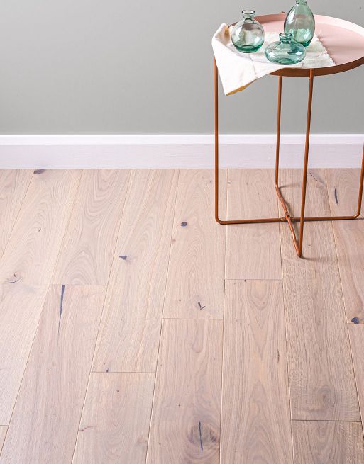 Kensington Grey Mist Oak Brushed & Lacquered Engineered Wood Flooring