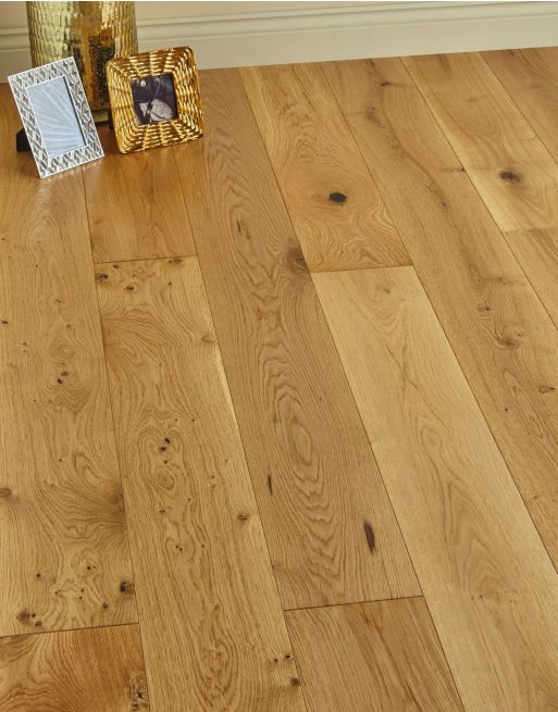 Farmhouse Natural Oak Lacquered Engineered Wood Flooring