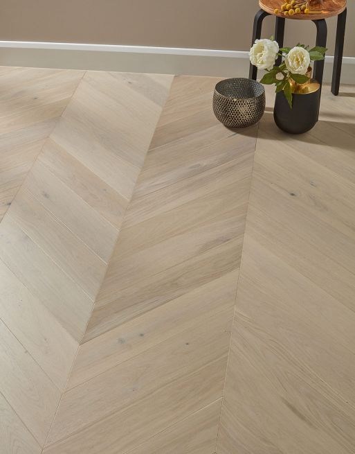 Chelsea Chevron - Cappuccino Oak Brushed & Lacquered Engineered Wood Flooring