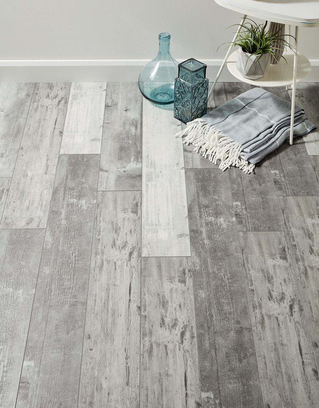 Evocore Premium Distressed Nordic, Distressed Pine Laminate Flooring