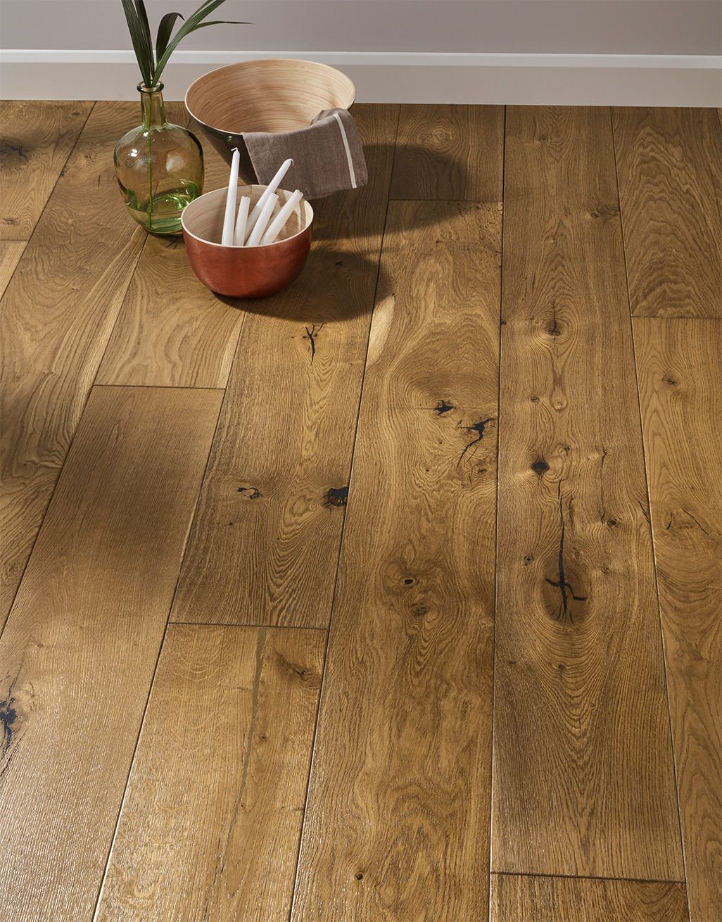 Lacquered Engineered Wood Flooring, Smoked Oak Wooden Flooring