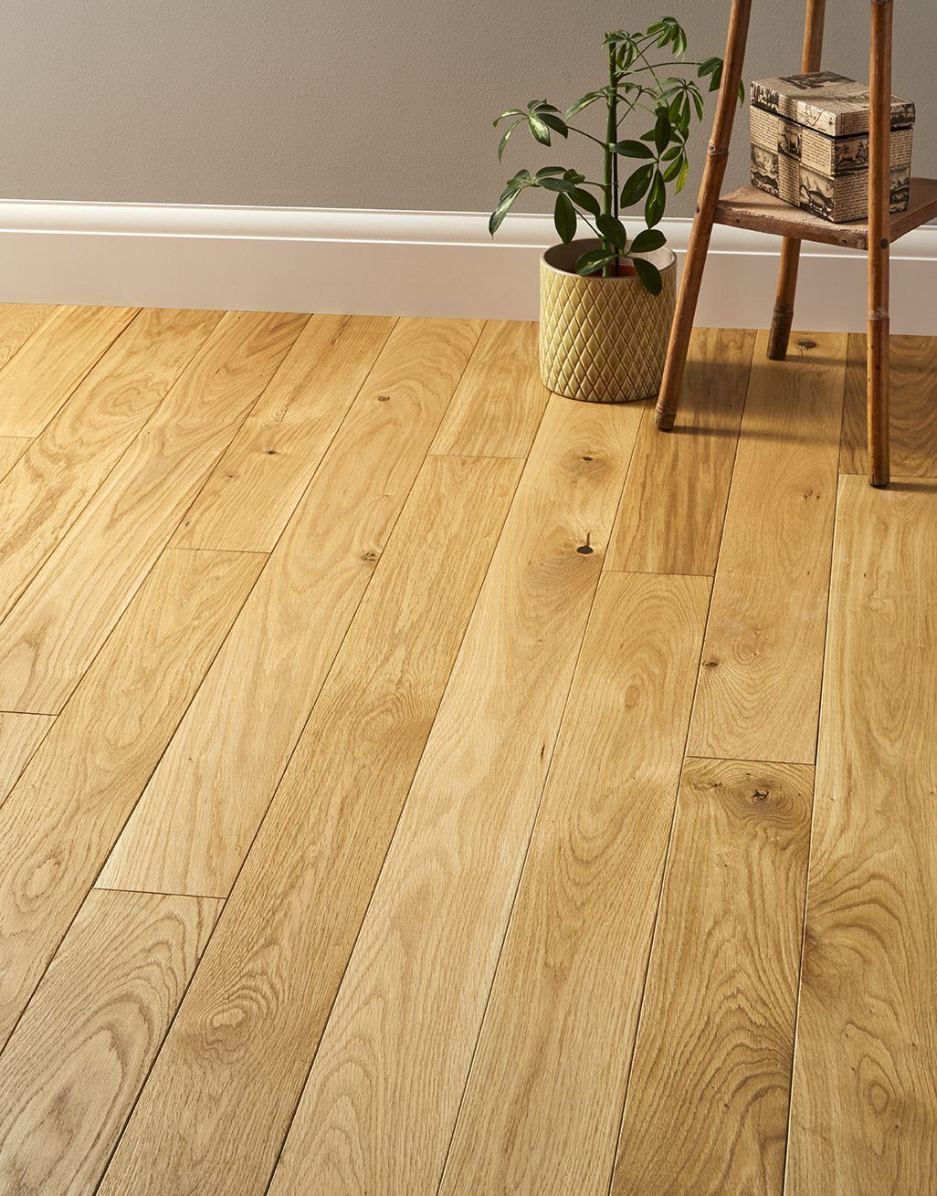 Elegant Natural Oak Brushed Oiled Solid Wood Flooring Direct