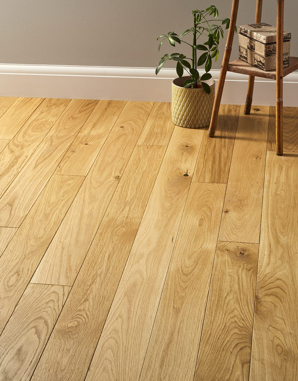 Elegant Natural Oak Brushed Oiled Solid Wood Flooring Direct
