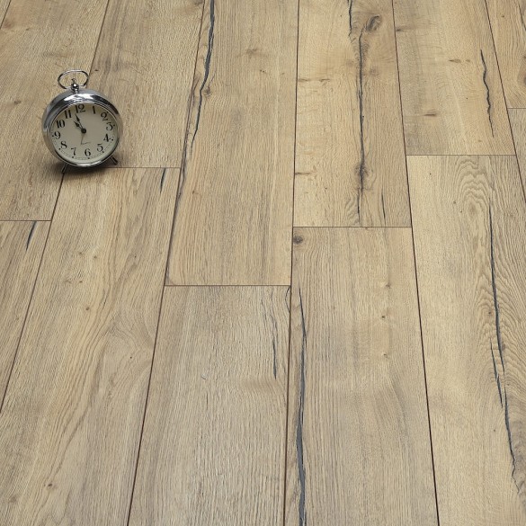 Chalet Rustic Vintage Oak Laminate Flooring
