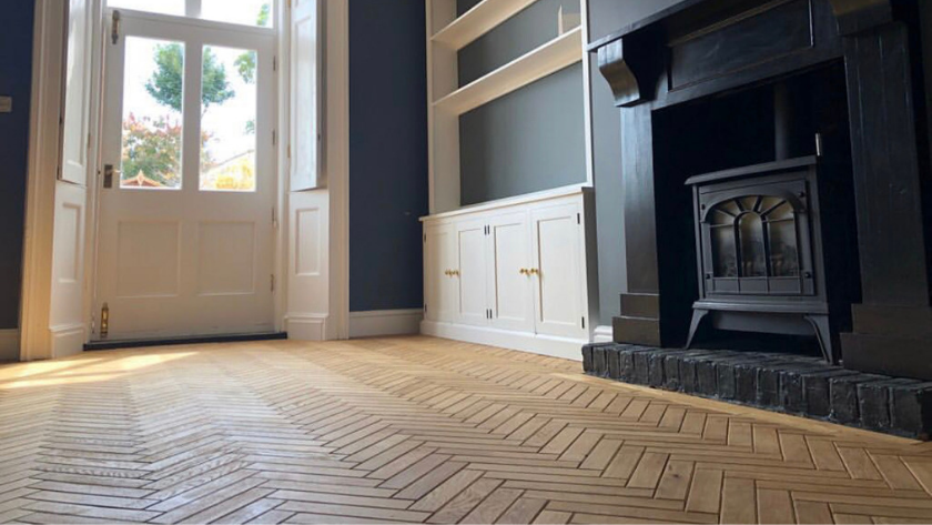 Herringbone Flooring In Your Home 6, Best Size Tile For Herringbone Pattern Floor