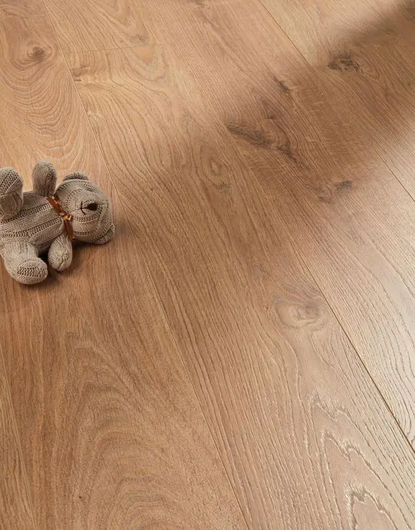 Villa - Atlas Oak Natural Laminate Flooring