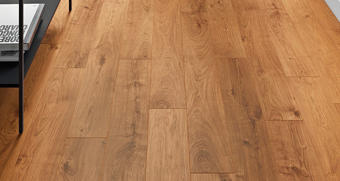 Villa - Atlas Oak Natural Laminate Flooring - Descriptive 2