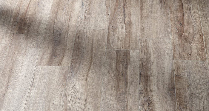 Residence Narrow - Montmelo Oak Laminate Flooring - Descriptive 2