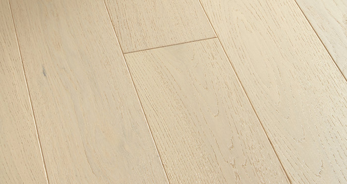 Kensington Cappuccino Oak Brushed & Lacquered Engineered Wood Flooring - Descriptive 1