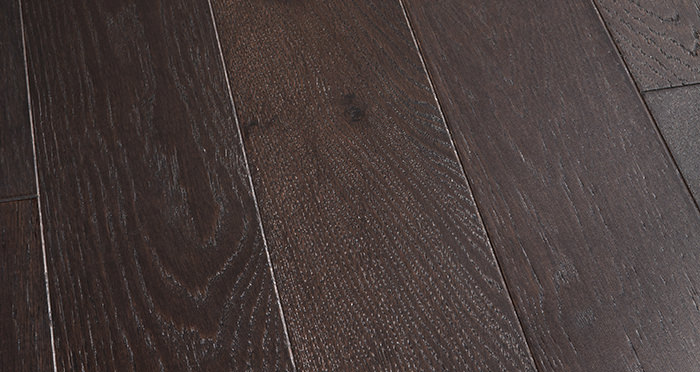 Kensington Espresso Oak Lacquered Engineered Wood Flooring - Descriptive 1