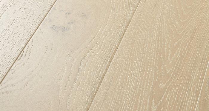 Mayfair Chantilly Oak Engineered Wood Flooring - Descriptive 1