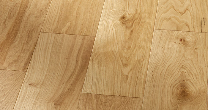 Mayfair Grande Oak Lacquered Engineered Wood Flooring - Descriptive 3