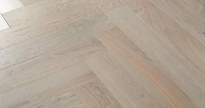 Marylebone Apollo Grey Oak Brushed & Lacquered Engineered Wood Flooring - Descriptive 3