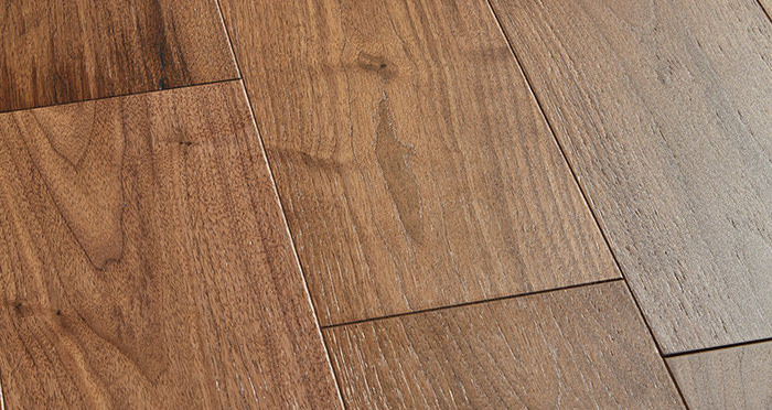 Mayfair Walnut Brushed & Lacquered Engineered Wood Flooring - Descriptive 1