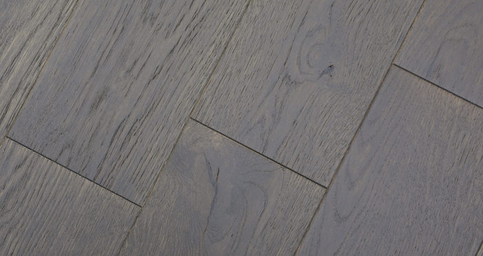 Kensington Graphite Oak Brushed & Lacquered Engineered Wood Flooring - Descriptive 6