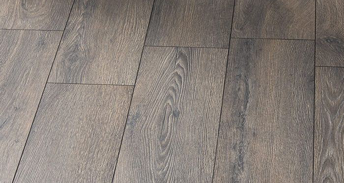 Mountain - Summit Oak Laminate Flooring - Descriptive 2