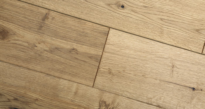 Rustic Heritage Oak Brushed & Oiled Solid Wood Flooring - Descriptive 4