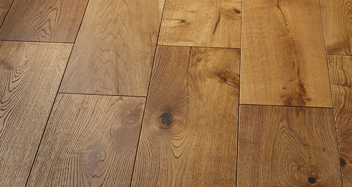 Mansion Golden Smoked Oak Brushed & Lacquered Engineered Wood Flooring - Descriptive 2