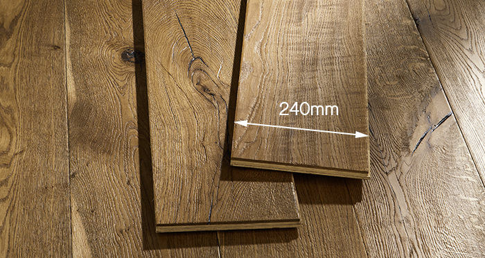 Kingswood Oak Distressed Brushed & Lacquered Engineered Wood Flooring - Descriptive 6