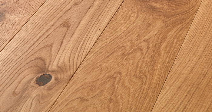 Deluxe Natural Oak Solid Wood Flooring - Descriptive 1