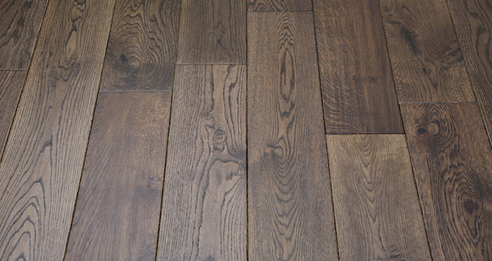 Vintage Carved Oak Lacquered Solid Wood Flooring - Descriptive 5