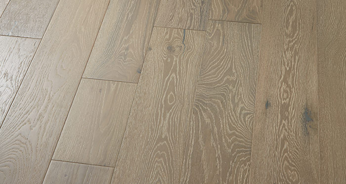 Manhattan Pearl Grey Oak Brushed & Lacquered Engineered Wood Flooring - Descriptive 2