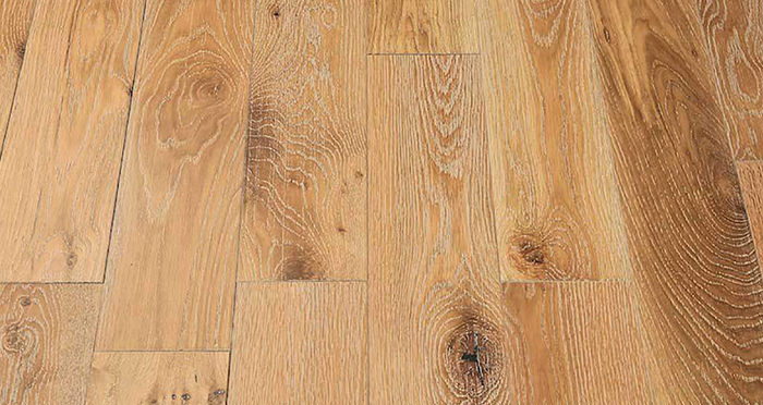 Whitewashed Cinnamon Oak Solid Wood Flooring - Descriptive 2