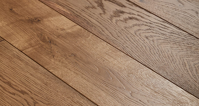 Manor Golden Smoked Oak Brushed & Lacquered Engineered Wood Flooring - Descriptive 1