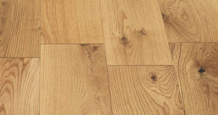 Manhattan Natural Oak Lacquered Engineered Wood Flooring - Descriptive 5