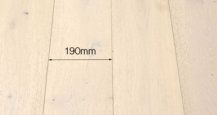 Frozen Oak Brushed & Lacquered Engineered Wood Flooring - Descriptive 3