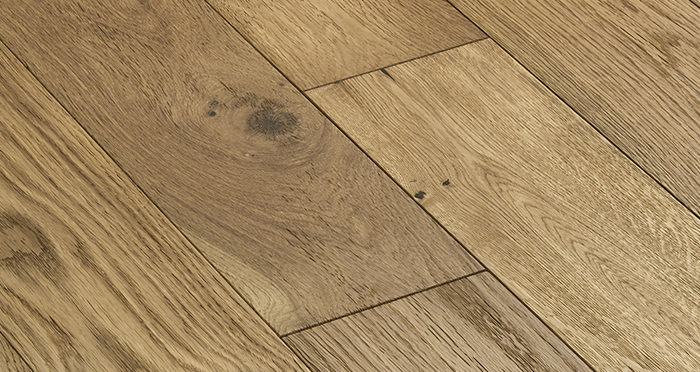 Loft Natural Oak Brushed & Oiled Engineered Wood Flooring - Descriptive 5