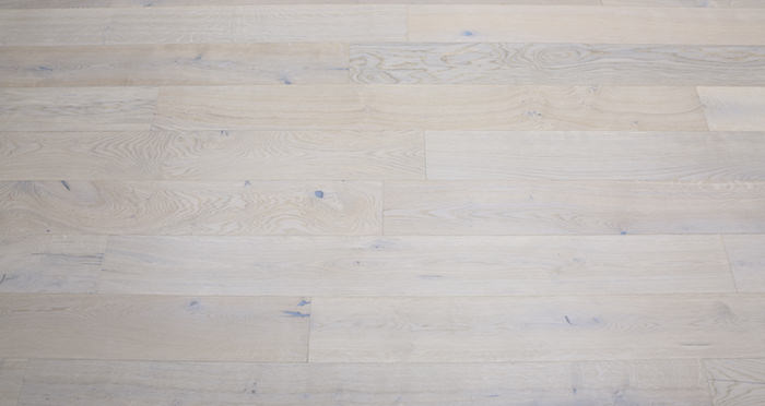 Porcelain Oak Lacquered Engineered Wood Flooring - Descriptive 5