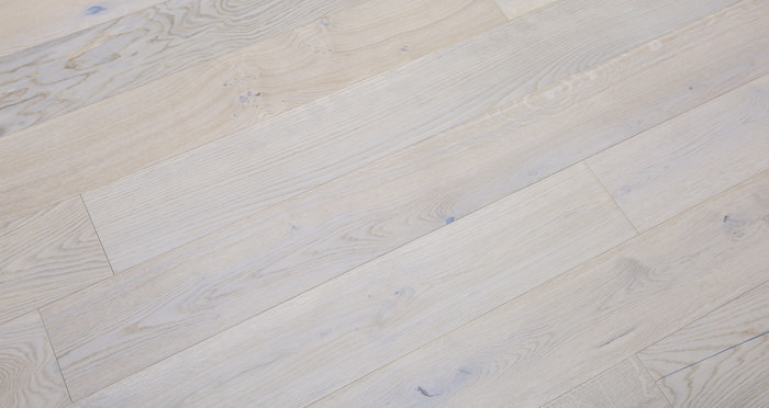 Porcelain Oak Lacquered Engineered Wood Flooring - Descriptive 6