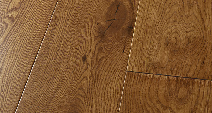 Manhattan Honey Oak Lacquered Engineered Wood Flooring - Descriptive 1