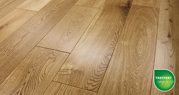 Rustic Cottage Oak Lacquered Engineered Wood Flooring - Descriptive 3